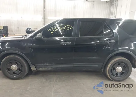 2018 Ford Police Interceptor из США, поврежденный, VIN 1FM5K8AR0JGC75626